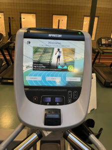 FOR SALE: Precor EFX 885 Elliptical Crosstrainer w/ p80 Console